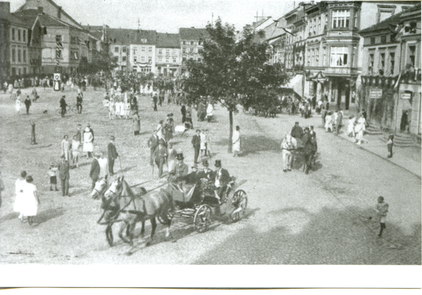 Bartenstein, Marktplatz mit Festzug der 600-Jahrfeier