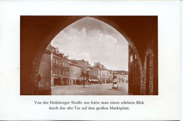 Bartenstein, Blick durch das Heilsberger Tor auf den Markt