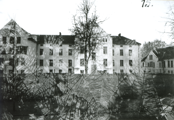 Bartenstein, Johanniter-Krankenhaus, Gartenseite