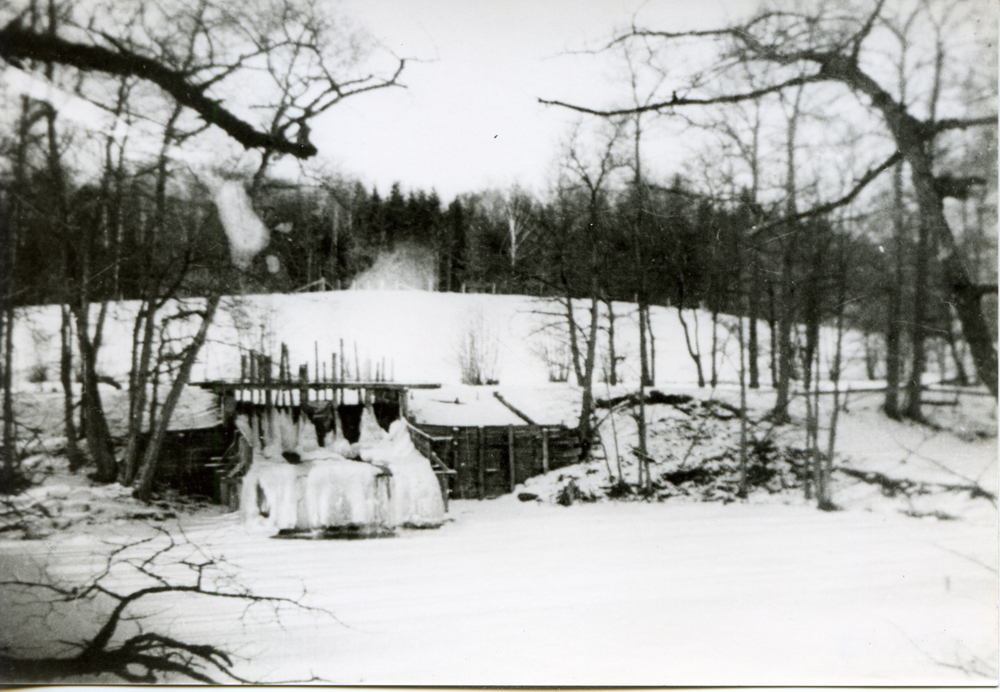 Minten, Schleuse des Mühlenteiches im Winter