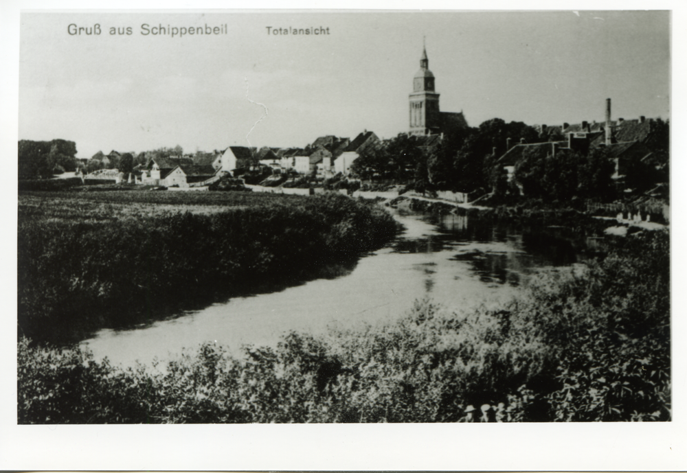 Schippenbeil, Ortsansicht über die Alle