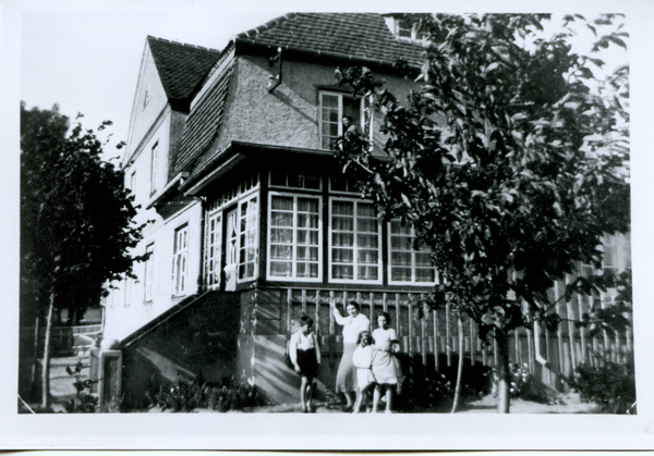 Böttchersdorf, Wohnhaus des Bauunternehmers Emil Nieswand, Veranda