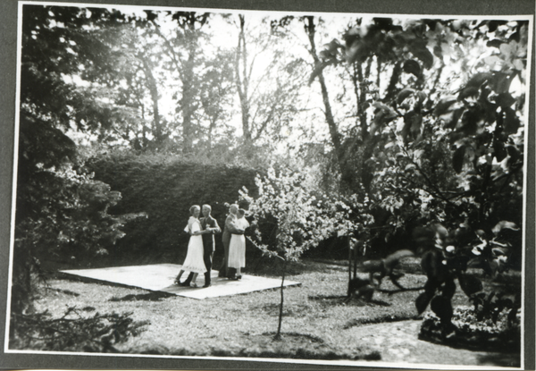 Gallingen Kr. Bartenstein, Kantorgarten, Tanzfläche