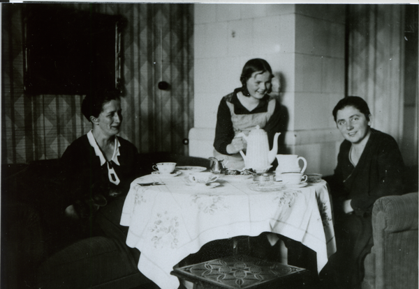 Gallingen Kr. Bartenstein, Kaffee in der Kantorwohnung