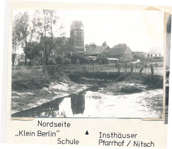 Löwenstein, Kirche, Nordseite, "Klein Berlin" mit Schule, Insthäuser, Pfarrhof/Nitsch