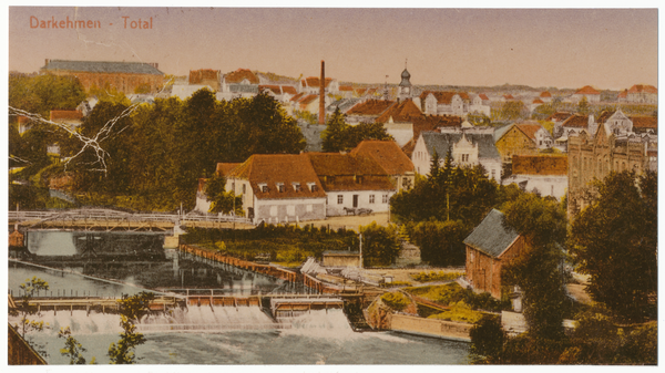 Darkehmen, Ortsansicht mit Brücke, Wasserfall und Mühle