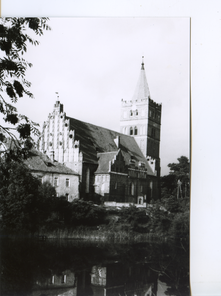 Friedland (Ostpr.) (Правдинск),   Ev. Kirche, heute mit russisch-orthodoxer Ausstattung nach Anbringung der neuen Uhr