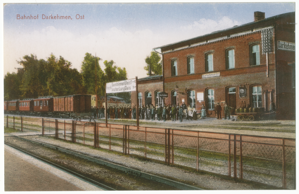 Darkehmen, Bahnhof Ost, koloriert