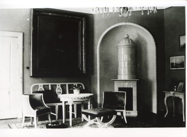 Postehnen, Gutshaus (?), Zimmer mit großem Kachelofen