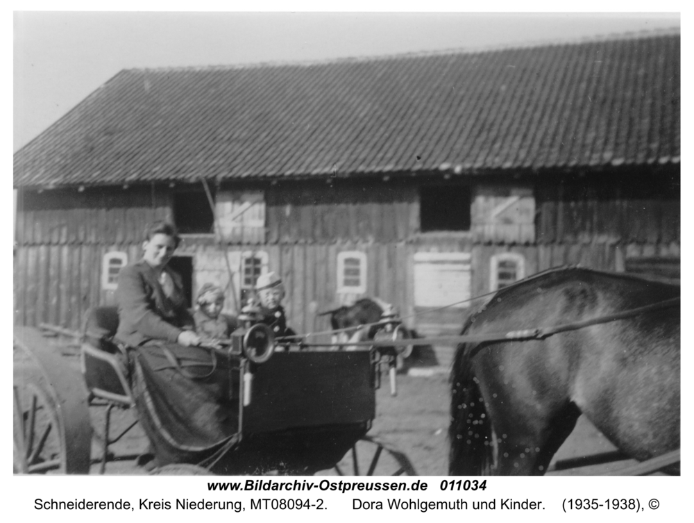 Schneiderende, Dora Wohlgemuth und Kinder