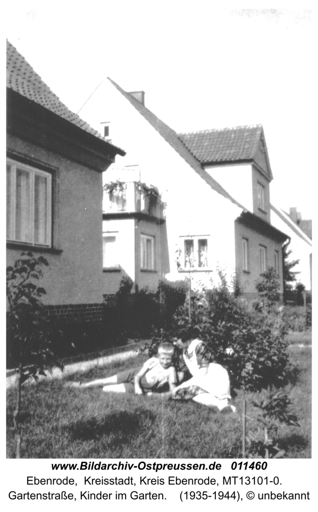 Ebenrode, Gartenstraße, Kinder im Garten