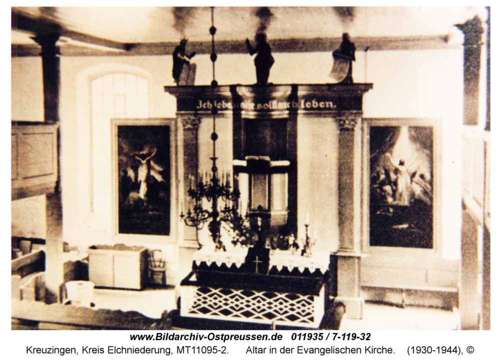 Kreuzingen, Altar in der Evangelischen Kirche