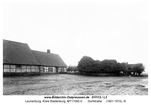 Leunenburg, Dorfstraße