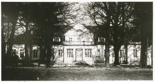 Lichtenfelde, Gutshaus Dabinnus