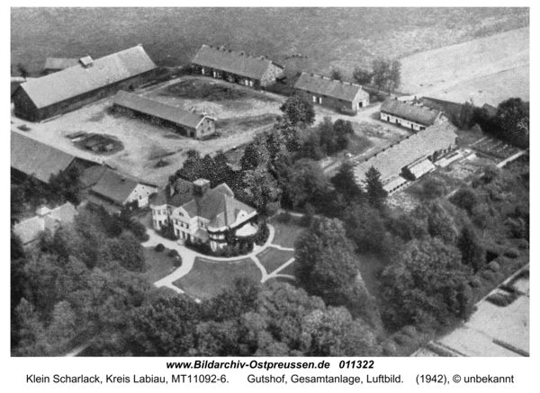 Klein Scharlack, Gutshof, Gesamtanlage, Luftbild