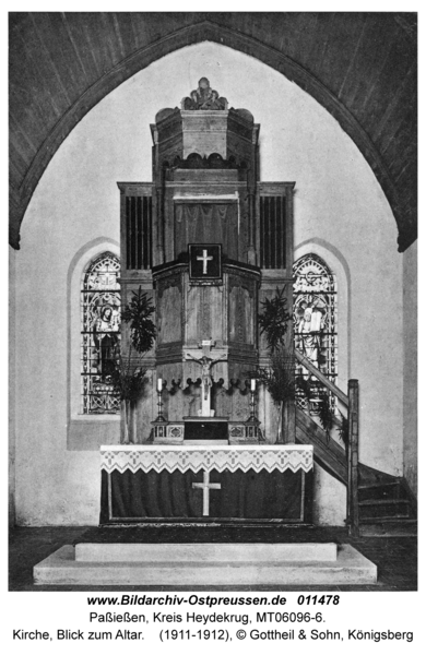 Paßießen, Kirche, Blick zum Altar