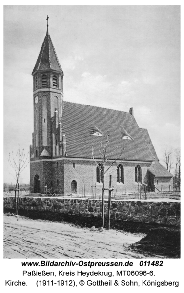 Paßießen, Kirche