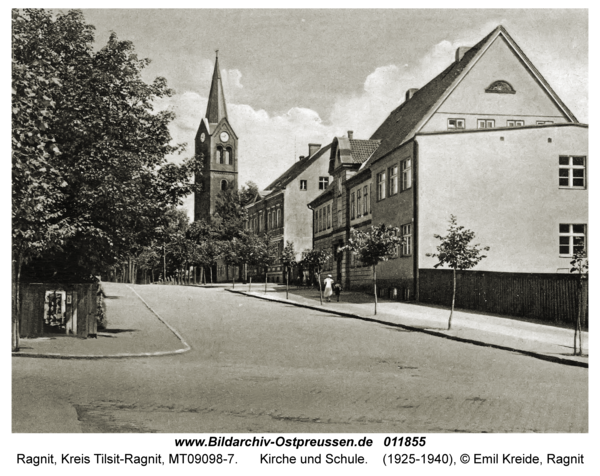 Ragnit, Kirche und Schule