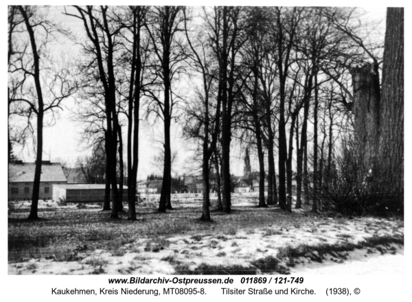 Kuckerneese. Blick vom Jahnpark zur Alten Gilge, Tilsiter Straße und Kirche