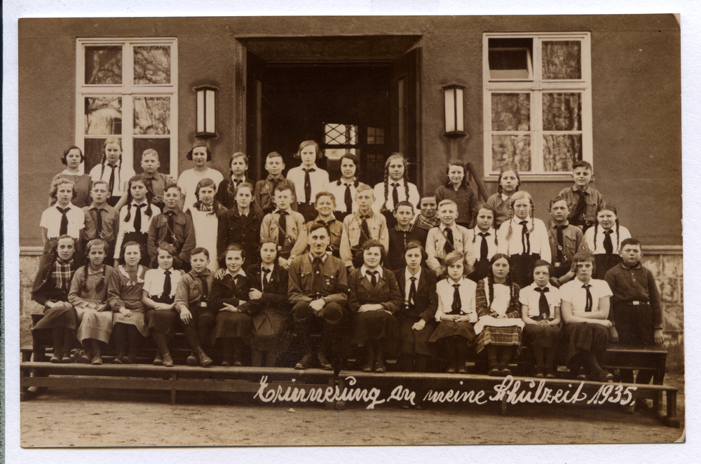 Liebemühl, Stadtschule (Volksschule ?), Klassenaufnahme