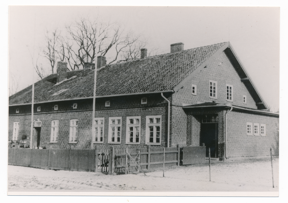 Kraftshagen, Schule, Straßenansicht