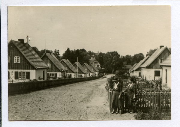 Liebemühl, Siedlung am Friedhof mit Blick zur Oberförsterei Prinzwald