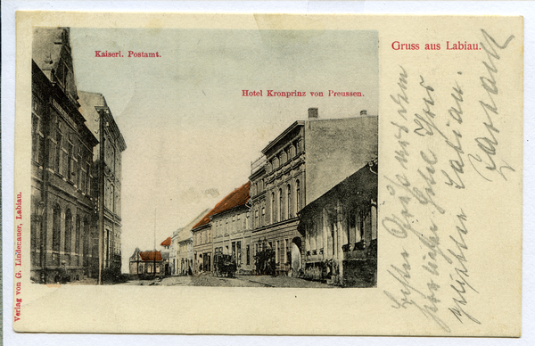 Labiau, Links Postamt, rechts Hotel "Kronprinz von Preußen"