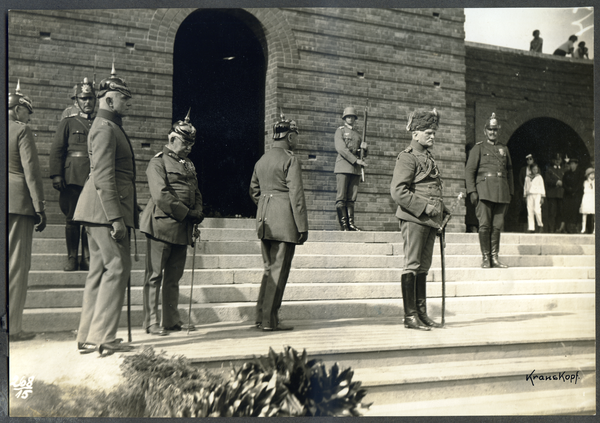 Hohenstein Kr. Osterode, Tannenberg-Nationaldenkmal, Beisetzung Hindenburgs