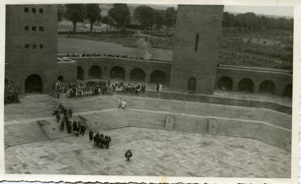 Hohenstein Kr. Osterode, Reichsehrenmal Tannenberg, Beisetzung von Hindenburgs Frau