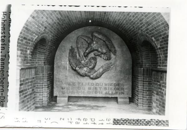 Hohenstein Kr. Osterode, Tannenberg-Nationaldenkmal, Gedenkstein