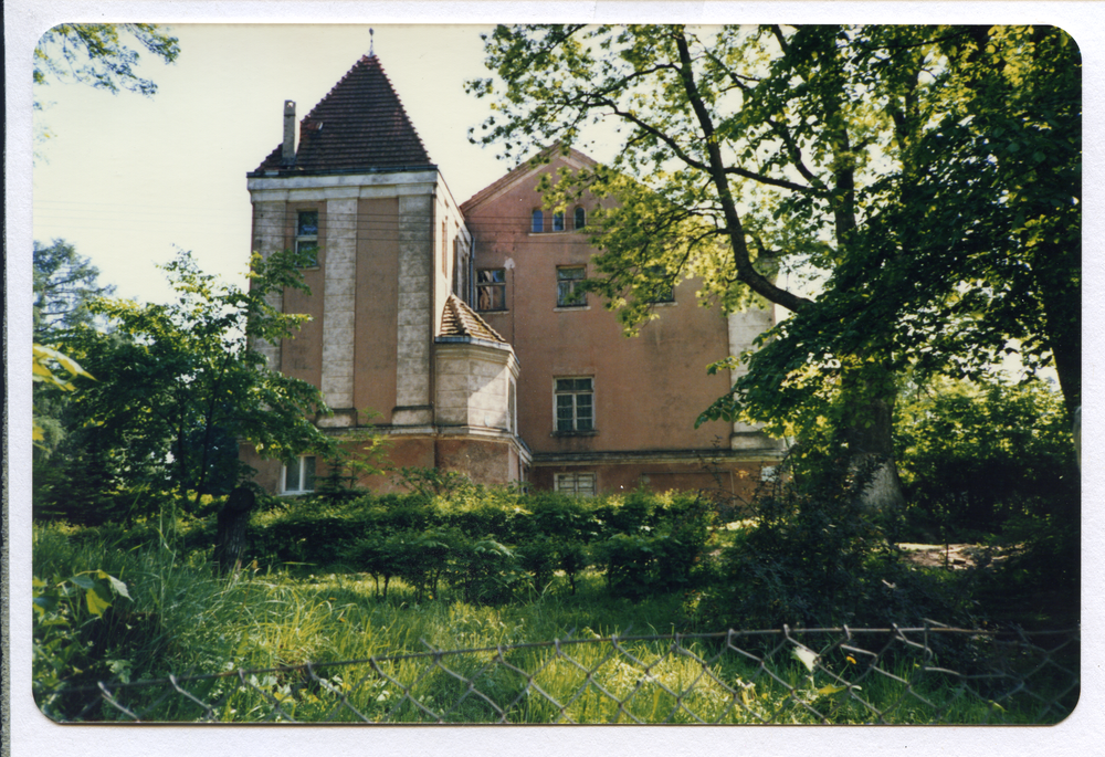 Pötzdorf (Pacółtowo),  Gutshaus-Seitenansicht