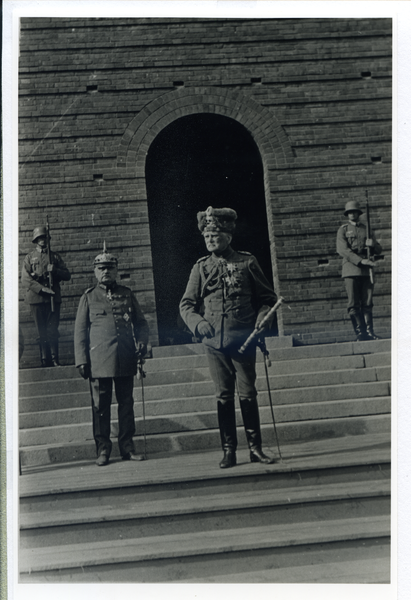 Hohenstein Kr. Osterode, Tannenberg-Nationaldenkmal, Beisetzung Hindenburgs