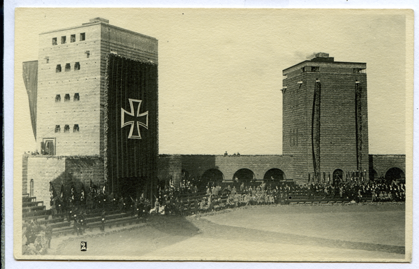 Hohenstein Kr. Osterode, Tannenberg-Nationaldenkmal, Nach der Beisetzung Hindenburgs