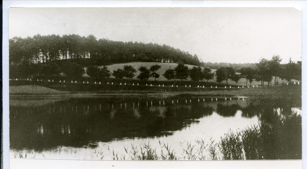 Seebude, See mit Blick auf die Chaussee nach Allenstein