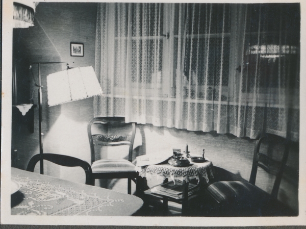 Allenstein, Blick in das Ess- und Wohnzimmer von Willi und Anna Wegner