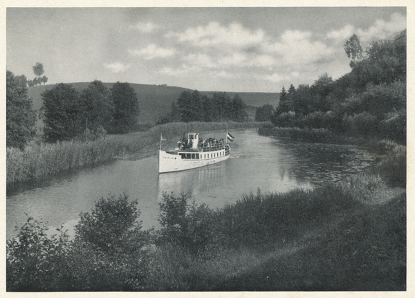 Oberländischer Kanal, Motorschiff "Oberland"