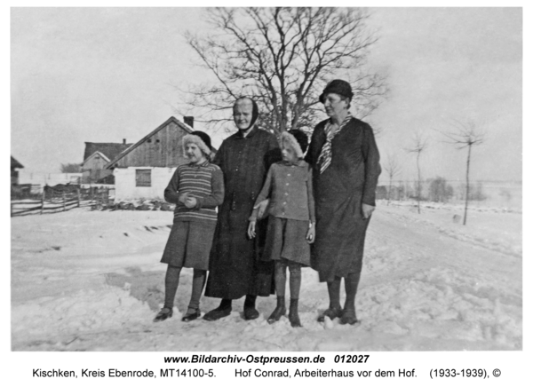 Kischken Kr. Ebenrode, Hof Conrad, Arbeiterhaus vor dem Hof