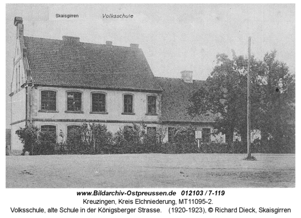 Kreuzingen, Volksschule, alte Schule in der Königsberger Straße