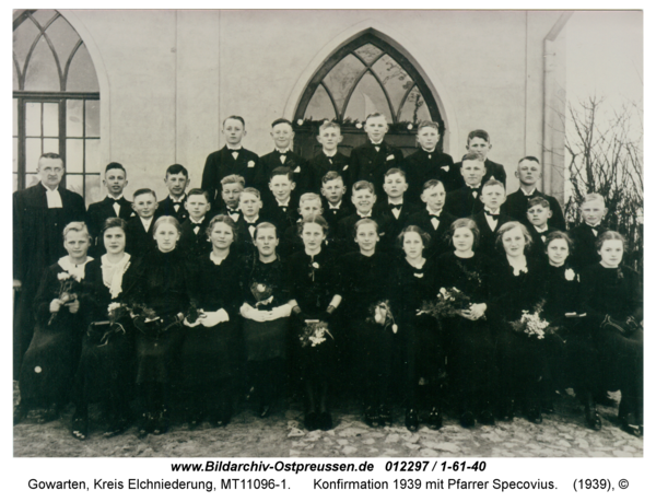 Gowarten, Konfirmation 1939 mit Pfarrer Specovius