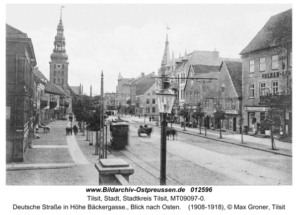 Tilsit, Deutsche Straße in Höhe Bäckergasse., Blick nach Osten