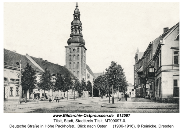 Tilsit, Deutsche Straße in Höhe Packhofstr., Blick nach Osten