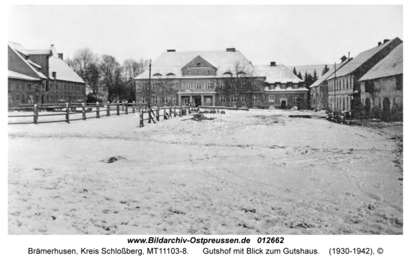 Brämerhusen, Gutshof mit Blick zum Gutshaus