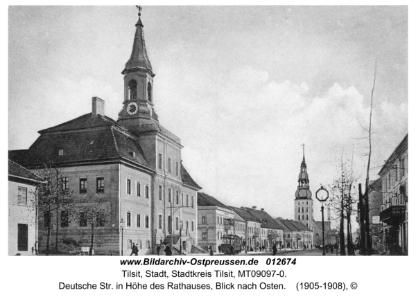 Tilsit, Deutsche Str. in Höhe des Rathauses, Blick nach Osten