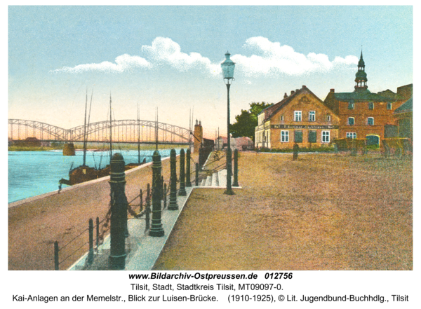 Tilsit, Kai-Anlagen an der Memelstr., Blick zur Luisen-Brücke