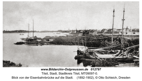 Tilsit, Blick von der Eisenbahnbrücke auf die Stadt