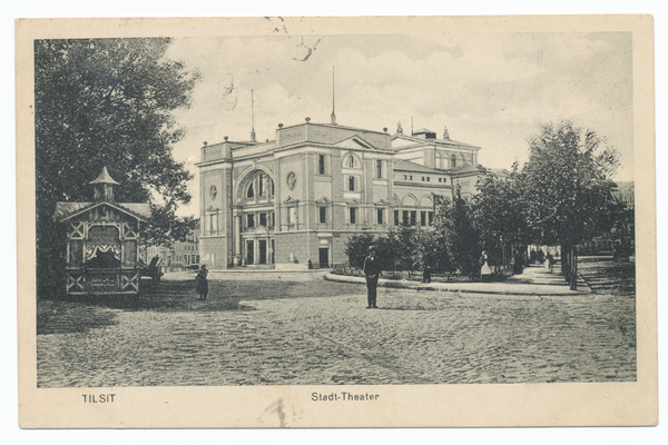 Tilsit, Stadttheater von Nordosten