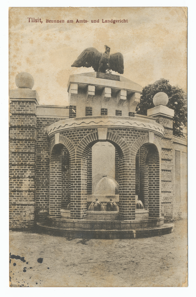 Tilsit, Brunnen auf dem Herzog-Albrecht-Platz