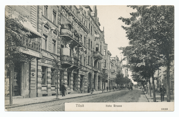 Tilsit, Hohe Str. zwischen Wasserstr. und Kirchenstr., Blick nach Westen