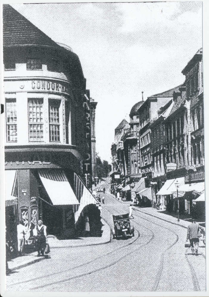 Königsberg (Pr.), Schmiedestraße, Ecke Hökerstraße, Blick zum Schlossberg