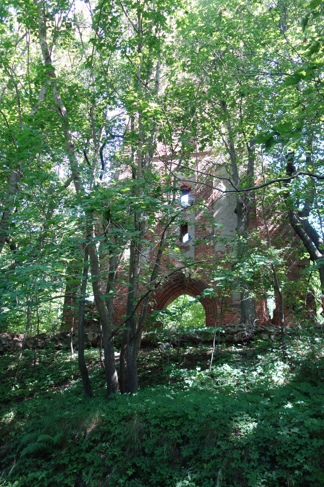 Zinten (Корнево), Ev. Kirche, Ruine der Turmfront